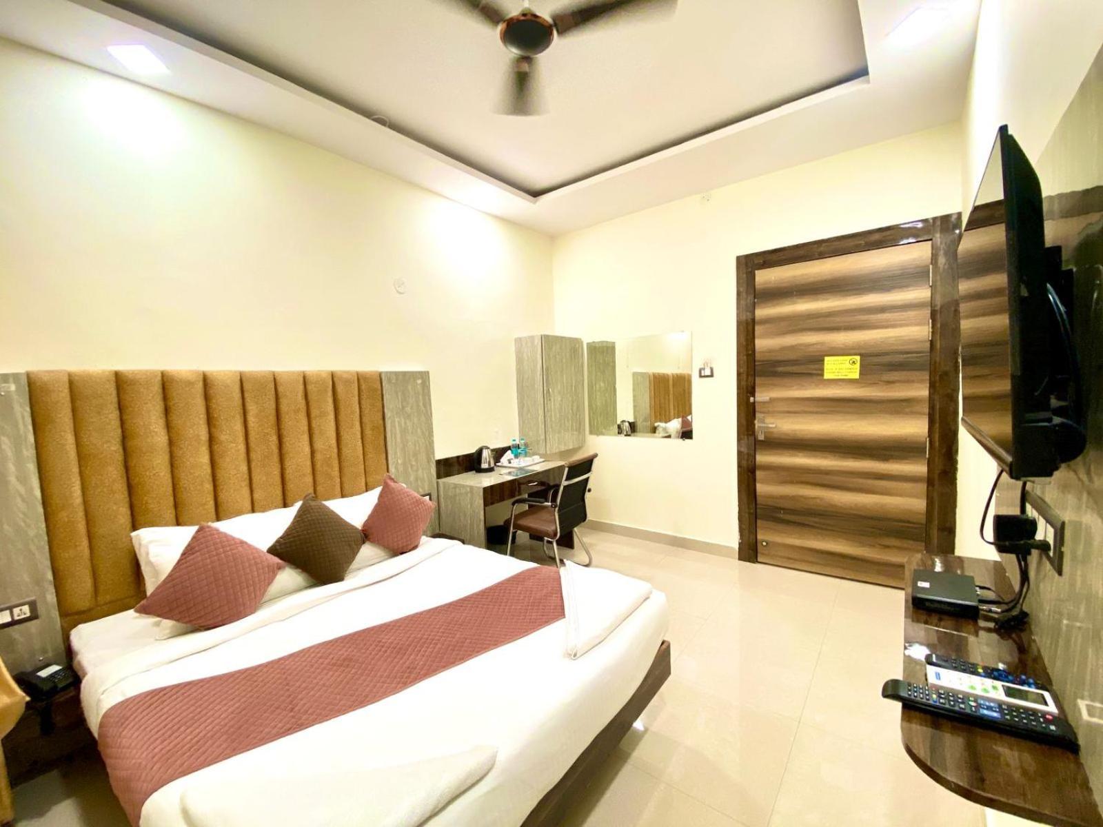 Hotel Sky International- Airport Zone Hyderabad Shamshabad Dış mekan fotoğraf