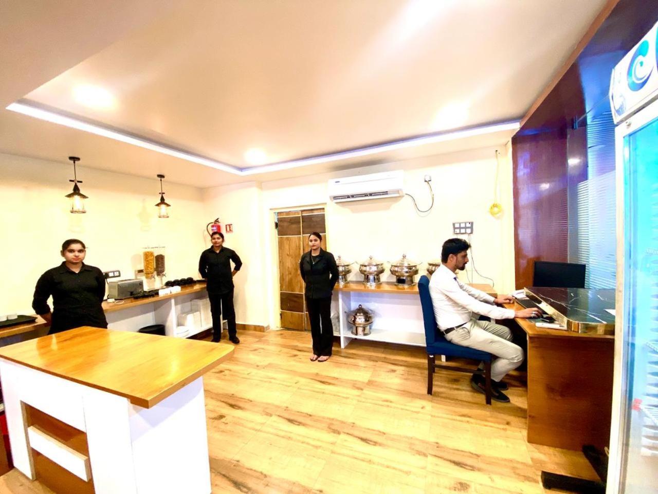 Hotel Sky International- Airport Zone Hyderabad Shamshabad Dış mekan fotoğraf