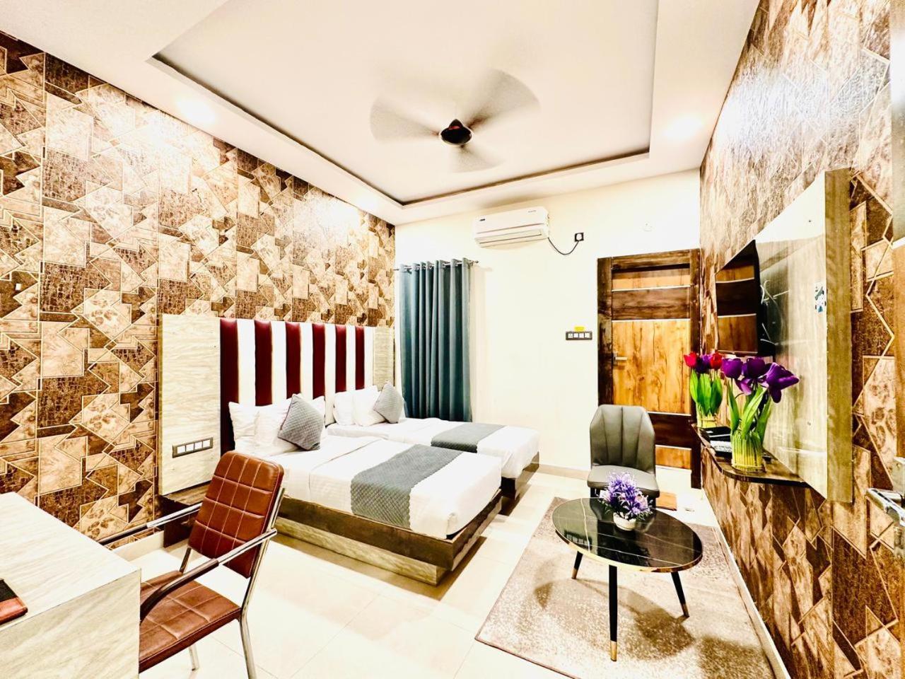 Hotel Sky International- Airport Zone Hyderabad Shamshabad Dış mekan fotoğraf